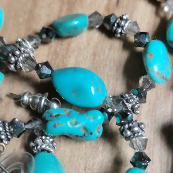 Vintage Raw Turquoise and Silver Necklace Set - Picture 4 of 11